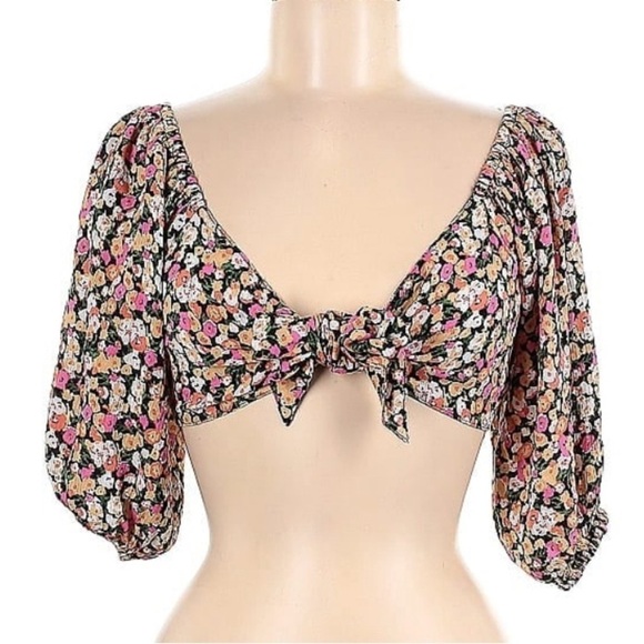 Minkpink Good girls pink black Floral knot front crop top NWT Womens M - Picture 2 of 3
